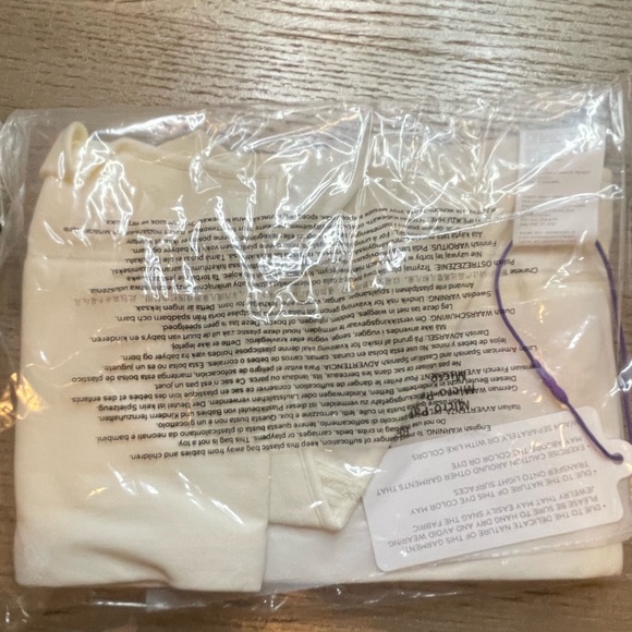 Nearly Naked Shaping High Waist Brief; Size M/L - Picture 3 of 9